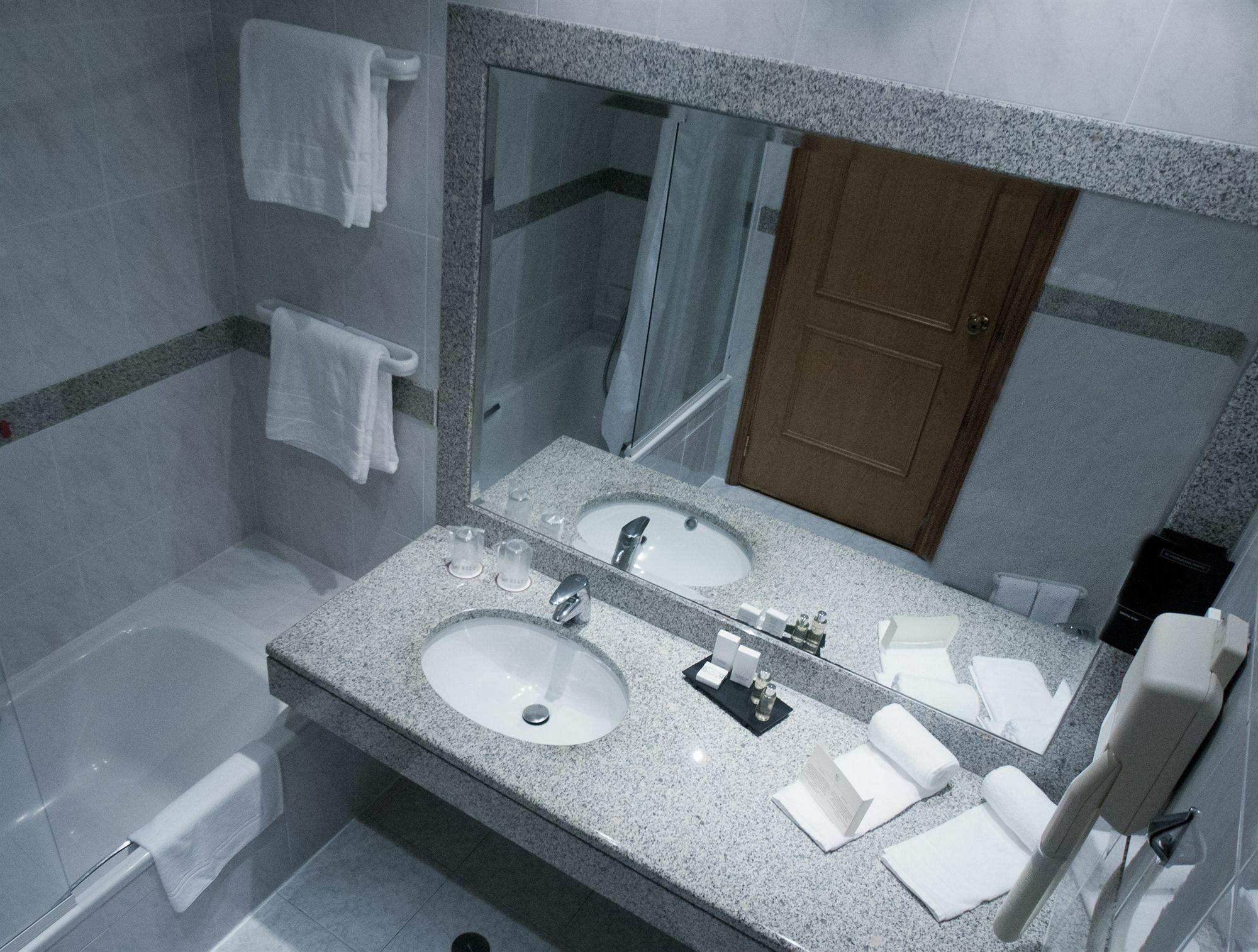 Hotel Horta Орта Екстериор снимка